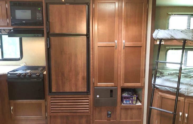 Refrigerator, freezer, and large double pantry