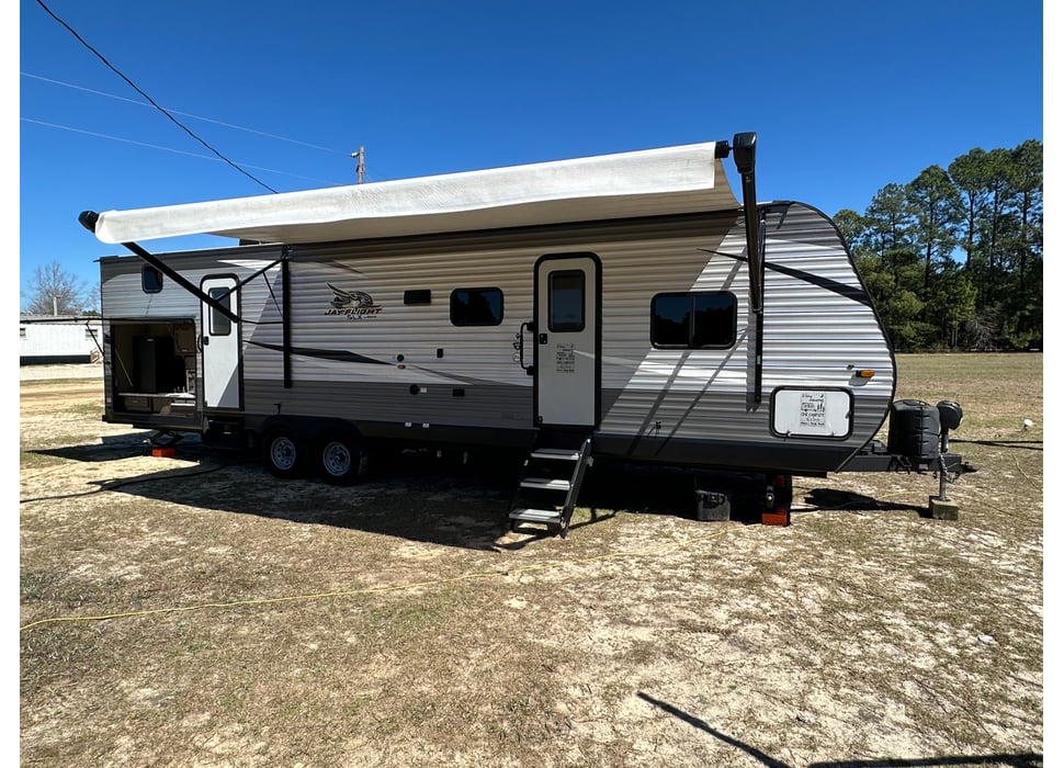 Travel Trailer rentals in Camden