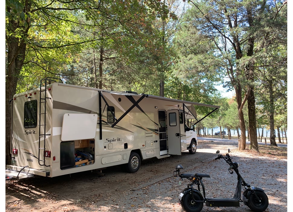 Class C Motor Home rentals in Hendersonville