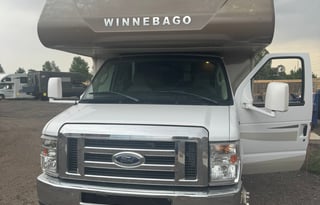 'Winnie' 2018 Winnebago Minnie Winnie ACO1706