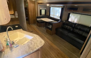 2017 Coachman Catalina Legacy Edition