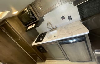 2021 Jayco Baja-SUV towable, free 3500w generator