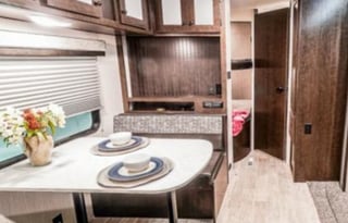 Buc-ee the 2020 Heartland Trail Runner