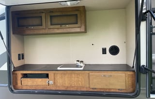 2016 CrossRoads RV ReZerve RFZ31BH