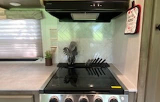 2022 Surveyor Legend 276BHLE - Family/Pet Friendly