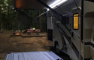 Cozy Thor Chateau 22E – Adventure-Ready!