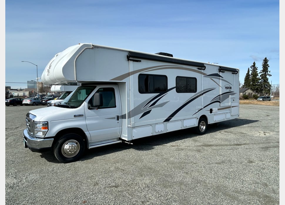 Class C Motor Home rentals in Anchorage