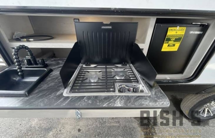 2 Burner stove outside