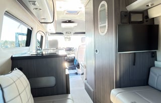 Beautiful New Airstream Interstate 24GL E1 AWD