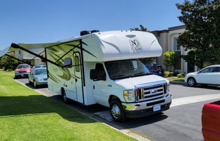 2022 25ft Nexus Triumph luxury. Solar Powered