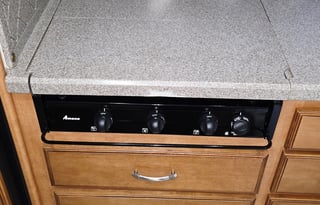 Winnebago:King Bed • FREE WiFi • Solar