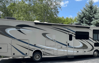 2019 Wintersport with Bunks & Wifi - Orlando Steel