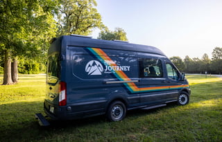 Couples OFF-GRID High Roof Camper Van