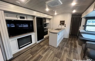 The Family/Hosters dream!