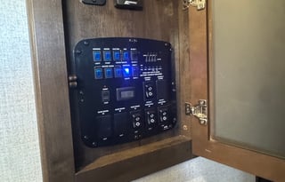 2022 Dutchmen Voltage 3911