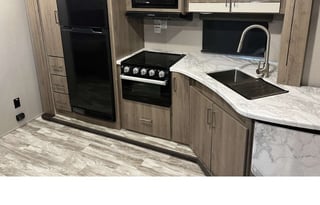 Grand Design Imagine XLS 23BHE basically new!