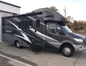 Thor Motor Coach Tiburon Sprinter 24FB