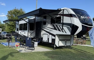 2022 Alliance, Valor 36V11 Toy Hauler