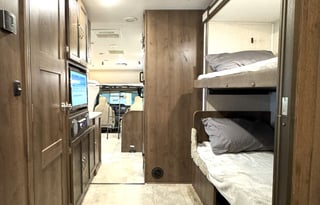 Luxury 2020 32' Coachman Freelander Bunk House