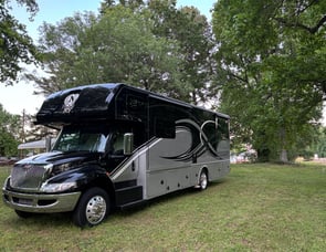 NeXus RV Triumph Super C 34TSC