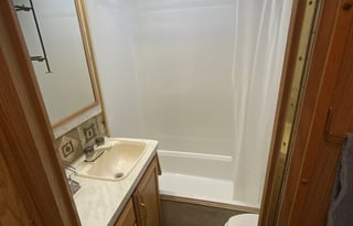 2000 Fleetwood RV Bounder