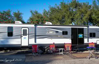 ALL INCLUSIVE Glamping in a 40 FT Travel Trailer !