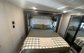 Montana High Country:  Luxury  2 Private bedrooms!