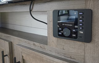 2023 BRAND NEW HEARTLAND PIONEER BH270 with BUNKS!