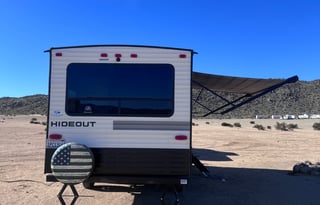 Keystone Hideout 20RDWE — Easy Tow Sleeps 5