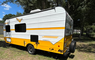2022 Riverside RV Retro 190BH