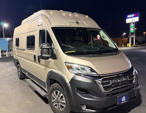 Winnebago Solis 59PX