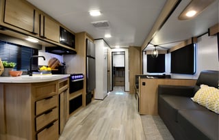 Say hello to "Wisdom"! Our 22 Radiance 28QD!!