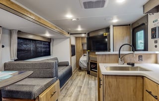 Sunflower Camper Rentals - 2025 Campsite Reserve