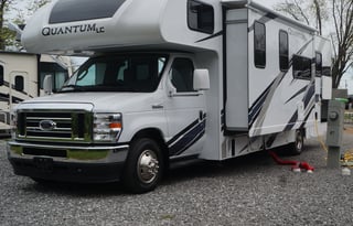 2022 Thor Motor Coach Quantum LC