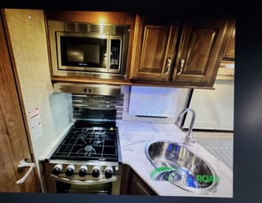 Gulf Stream RV BT Cruiser 5210