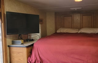 2009 Three Horse Living Quarter Horse Trailer