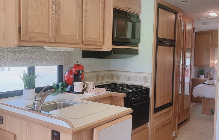 Enjoy complimentary coffee! Fully-stocked kitchen with pots, pans, dishes, and plates for your family's needs.