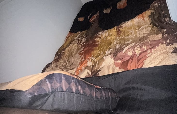Twin double bunk bed