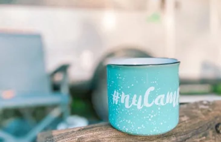 Hot coffee, cocoa, and cozy drinks are easy to make in Sun-Chaser's kitchen and fun to enjoy out front.