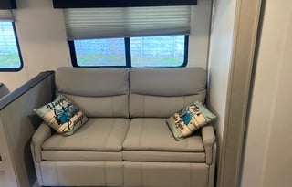 2022 Prime Time RV Tracer Ultra Lite 2910BHS