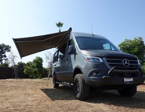 Vansatile Mercedez Benz Sprinter