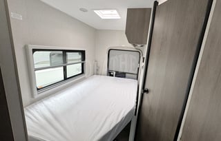 RNT164 - 2025 Cross Trail 21XG (no gen, batt only)