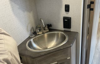 2022 Winnebago Minnie 2301 Bunkhouse