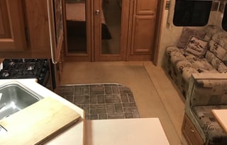 2008 Forest River RV Wildcat 32QBBS