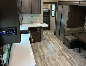 Grand Design Reflection 28BH