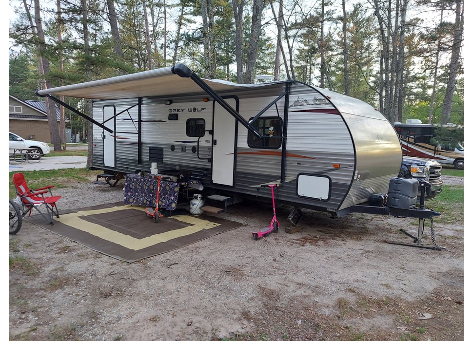 Travel Trailer rentals in Morley