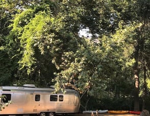 Airstream RV Classic 33FB