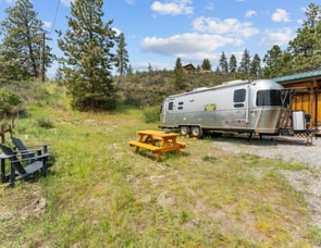 Airstream RV Globetrotter 25FB
