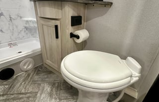 Clean&Comfortable 2023 Forest River Sunseeker LE