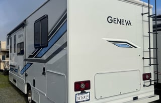 ZWS Luxury Rentals Brand New 2026 Thor Geneva 28VT
